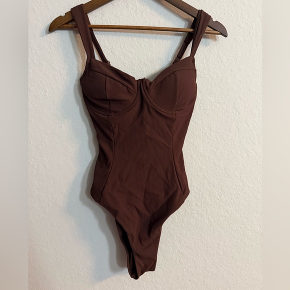 Berlook Coffee Cross Back Tummy Control One Piece Swimsuit - Picture 7 of 13